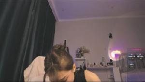 顶级肥鲍女神多场自慰喷水大秀