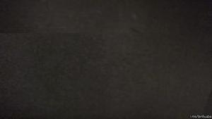 人妻，，高颜值短发人妻，撩起衣服吸奶头，很敏感一直叫，娇喘呻吟嗯嗯叫