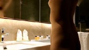 ❤️酒店约漂亮人妻，吃鸡啪啪 啊啊你怎么操我都舒服 骚逼已经淫水泛滥 抠的白浆直流，直接高潮❤️